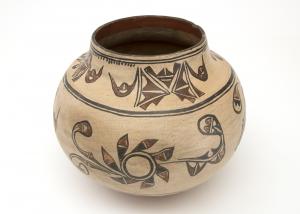 Pottery Olla jar, San Ildefonso, last quarter of the 19th century, Native American Indian antique vintage art for sale purchase auction consign denver colorado art gallery museum