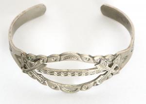 vintage old pawn navajo jewelry bracelet silver Native American Indian antique vintage art for sale purchase auction consign denver colorado art gallery museum