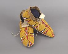 Moccasins, Cheyenne, circa 1900 antique indian art for sale purchase consign auction art gallery colorado