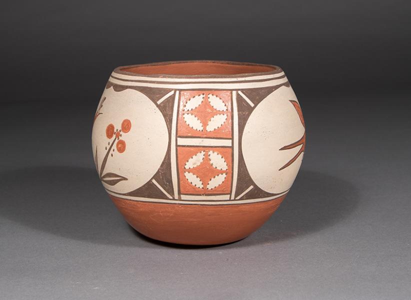 Zia Pueblo southwestern polychrome pottery