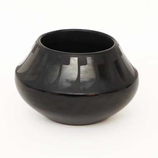 Maria Martinez, Pottery, Jar, San Ildefonso, circa 1925-1943, blackware, ceramic, 