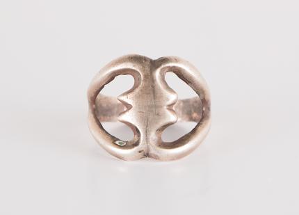 vintage old pawn navajo jewelry ring silver sandcast for sale purchase consign sell auction art gallery museum denver colorado